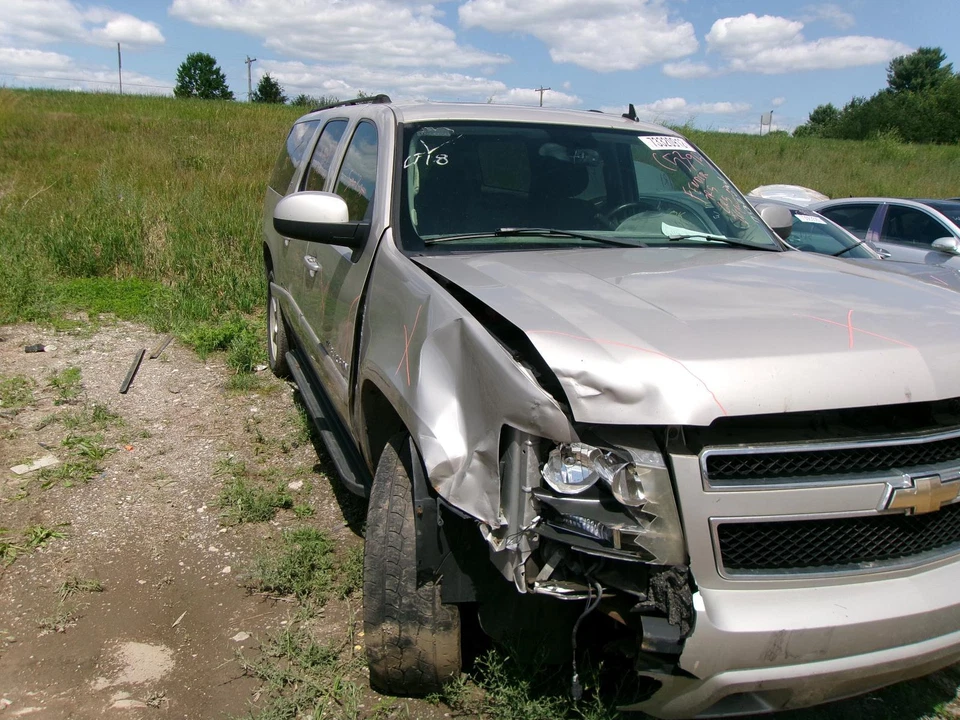Used Front Left Upper Upper Control Arm Front fits: 2007 Chevrolet Suburban 1500 - Image 1 of 4