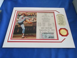 Steve Carlton JSA Authenticated Autographed Matted Photograph w/Gold Medallion - Picture 1 of 10