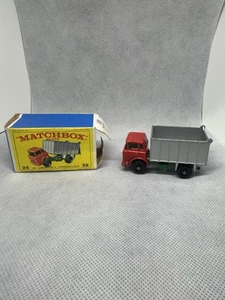 Matchbox Lesney 1-75 No 26 GMC Tipper Truck With Original Type E4 Rough Box - Picture 1 of 10