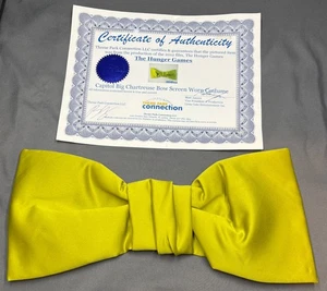 Rare Authentic Hunger Games Costume Prop Capitol Big Chartreuse Bow Tie - Picture 1 of 6