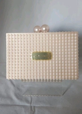 Lápices labiales/cepillos MAC Hardshell clutch - tamaño pequeño. Perla. difícil de encontrar!!! Foto 1 de 4