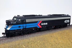 Rapido Trains HO scale EMD E8 Amtrak #4316 *LIMITED EDITION*