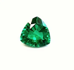 Emerald Gemstone Trillion Cut Shape Handmade Gemstone For Jewelry Making - Picture 1 of 6