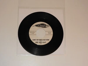 BEE GEE KAY & THE BON BONS i could just die / i only cry once a day now 7" - Imagen 1 de 2