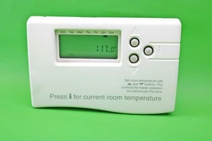 Honeywell CM60 Room Thermostat TRAVEL INN Version T6667B1184 (A31) - Picture 1 of 4