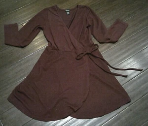 Justify weinrotes Pullover Wickelkleid Large - Bild 1 von 2