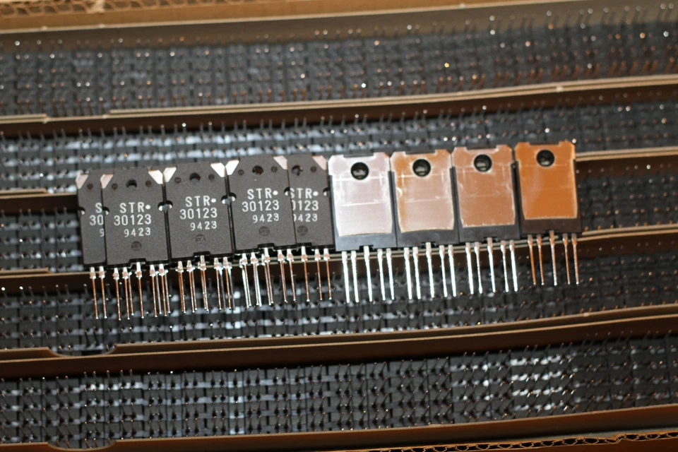 STR30123 Voltage Regulator Genuine SANKEN new from factory cartons! U.S.A. HELD - Image 1 of 1