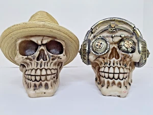 Lot Of 2 Steam-punk Skull And Skull Prop With Fadora - Picture 1 of 6