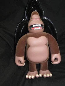 James Jarvis King Ken III Vortigern's Machine 12" Urban Vinyl Art Figur Amos - Bild 1 von 3