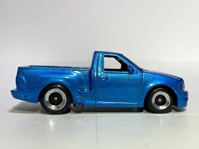 🔥 Hot Wheels FORD F-150 LIGHTNING Custom Made Spectraflame Blue Diecast Truck - Image 1 of 4