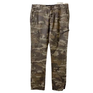 21 Men Camouflage Pants 33x32 Green 5 Pocket Casual Hunting Work - Picture 1 of 7