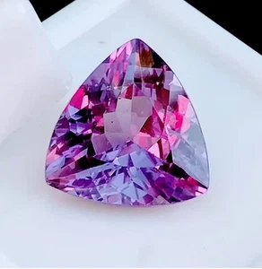 100.95 Ct Certified Combodian Natural Purple Zircon Trillion Loose Gemstone - Picture 1 of 5