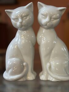 Vintage Pair Otagiri White Siamese Cat Porcelain Figurines MCM with Japan label