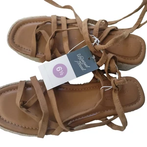 NEW Women's Tan Donny Wedge Platform Heel Laced Sandals Universal Thread 6.5 - Picture 1 of 3