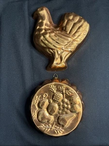 Lotto/2 frutta gallo stampo rame vintage decorazione parete patina Portogallo MCM - Foto 1 di 18