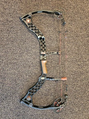 Arco compuesto Mathews Z7 diestro tiro peso 70 longitud 30 Foto 1 de 4