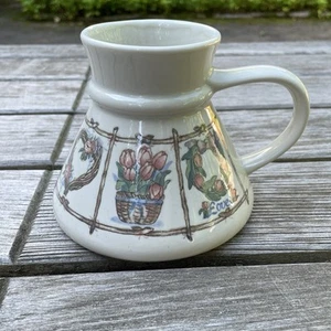 Ancienne tasse à café Otagiri Love Hearts fleurs sans déversement tasse Japon années 80 artisanal - Photo 1/10