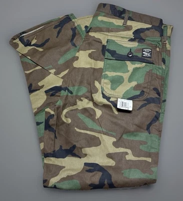 Pantalones de camuflaje marca Pointer de colección camuflaje bosque talla 42x32 hechos en EE. UU. NUEVOS CON ETIQUETAS Foto 1 de 4