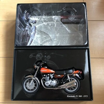 Kawasaki Z1 900 Candy brown￼ 1972 Mini Champs 1:12￼ Motorcycle - image 1 of 4