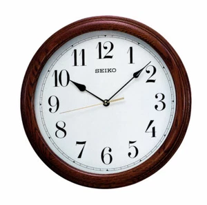 Seiko Oak Wooden Round Battery Wall Clock - Clear Dial Kitchen or Lounge QXA153B - Picture 1 of 1