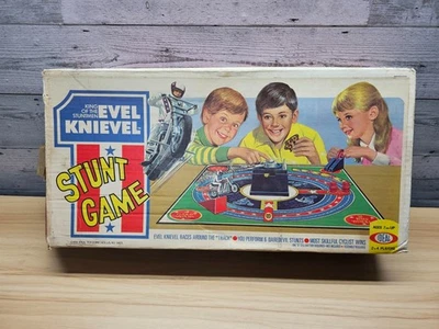 VINTAGE 1974 EVEL KNIEVEL STUNT GAME - MOTORCYCLE - IDEAL TOYS - READ DESCRIP - Image 1 of 4