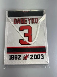 KEN DANEYKO NOCHE DE RETIRO BANNER NUEVA CAMISETA DEVILS NHL SGA #3 ¡SELLADA! - Imagen 1 de 2