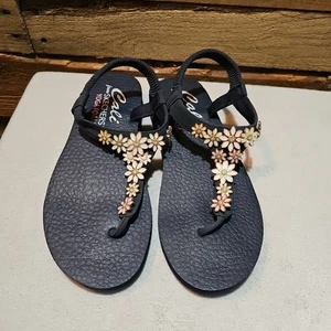 Cali Sketchers Women’s Size 7-8 Yoga Foam Sandals Blue New Floral Gems Accent  - Picture 1 of 8