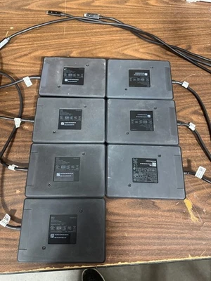 Lote de (7) estaciones de acoplamiento Dell WD15 K17A USB-C K17A001 sin adaptadores de CA Foto 1 de 2
