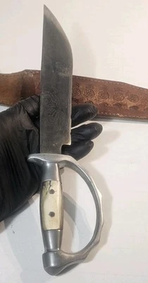 Cuchillo grabado vintage de ciervos mexicanos hecho a mano con funda  Foto 1 de 4