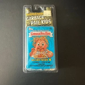Garbage Pail Kids Camo Blister Pack W/ All New Series 5 & 6 - Picture 1 of 5