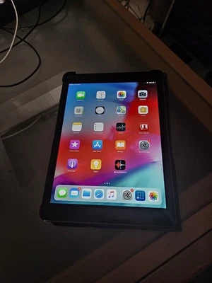 Apple iPad Air 16GB, WI-FI + Cellular Space Gray (MD791FD/A) - Bild 1 von 4