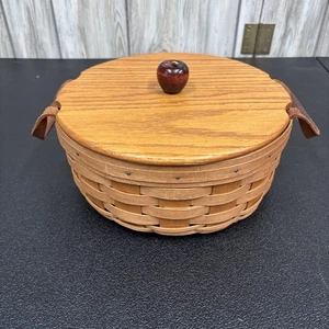 VTG Longaberger Basket W/ Apple Knob Wood Lid & Plastic Liner Leather Handles - Picture 1 of 12