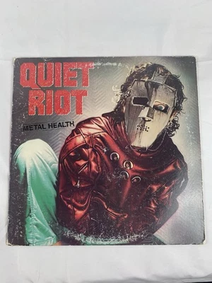 QUIET RIOT METAL HEALTH VINYL 1983 FIRST PRESSING FZ38443 Vinyl NM - Image 1 of 4