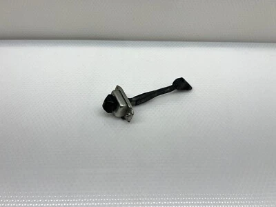 2016 - 2018 NISSAN ALTIMA REAR RIGHT SIDE DOOR HINGE CHECK STRAP STOPPER OEM - Image 1 of 4