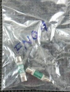 Cooper Bussmann FNQ-4 Dual Element Time Delay 4A 500VAC Fuse - Lot of 2 - Bild 1 von 2
