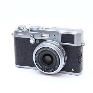 Fujifilm Fuji X100S Silver Digital Camera Shutter Count 3800 - Picture 1 of 12