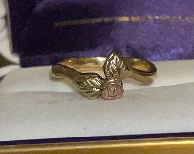 Anillo rosa oro Black Hills 10K tamaño aprox. 4,75, 1,86 gr Foto 1 de 4
