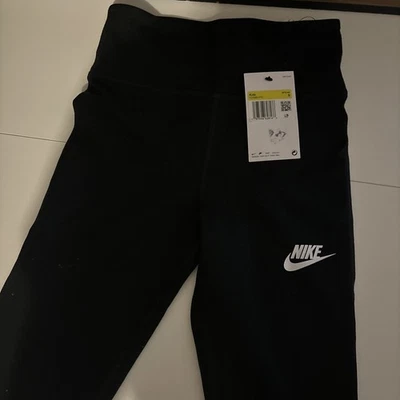 Nike Sportswear Classic Girls' High-Waisted Flared Leggings (Black/White) - Image 1 of 2