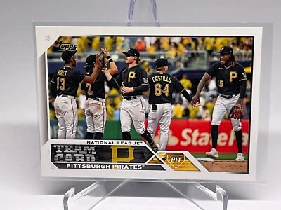 2022 TOPPS MLB TEAM CARD PITTSBURGH PIRATES PNC PARK #430 - Image 1 of 2