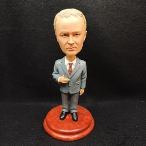 THE OFFICE CREED BRATTON NBC UNIVERSAL LIMITED EDITION RESIN BOBBLE HEAD - Bild 1 von 7