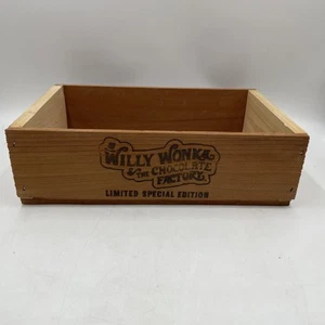 Willy Wonka and The Chocolate Factory Small Wooden Crate Limited Special Edition - Picture 1 of 13