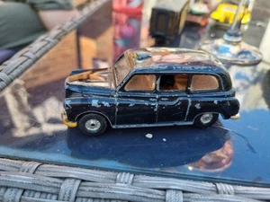 Corgi Austin London Taxi Black Cab Die Cast Model - Picture 1 of 3