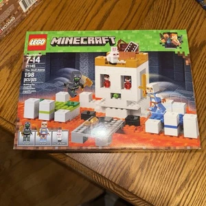 LEGO Minecraft The Skull Arena 21145 Building Kit 198 Pcs Retired Set New - Picture 1 of 2