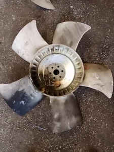 Isuzu 4jj1 Engine Cooling Fan 4 Cylinder Diesel Engine - Picture 1 of 3