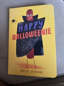 HALLOWEENIE hardcover Board Book By Katie Vernon - Foto 1 di 4