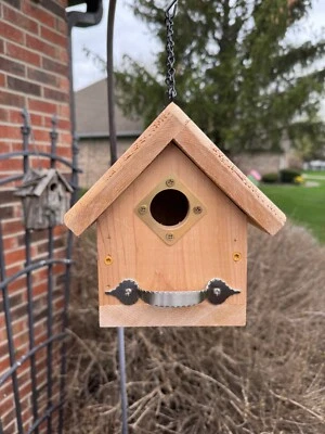 Casa para pájaros “simplemente” (mango de puerta) cedro totalmente natural. Foto 1 de 4