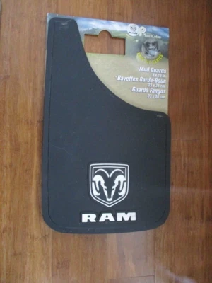道奇 RAM 9"x 15" 白色标志挡泥板防溅保护达科他卡车一对左右 — 第 1/3 张图片