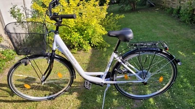 damenfahrrad 28 zoll weiß mit Korb --- WIE NEU --- - Bild 1 von 4