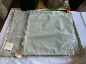 Pottery Barn Green Classic Velvet Decorative Pillow Cover Set 18x18”New - Picture 1 of 7