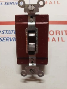 (BRAUN) PASS UND SEYMOUR TUMBLER SWITCH 3 WEGE BAKELIT UMSCHLOSSEN - Bild 1 von 3
